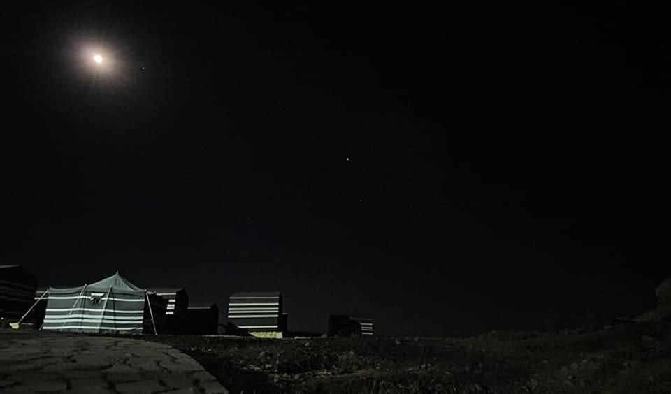 מלון דנה Ein Lahda Camp-Site מראה חיצוני תמונה